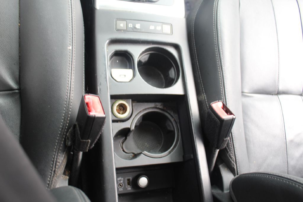 2013 Land Rover LR2 Image 19
