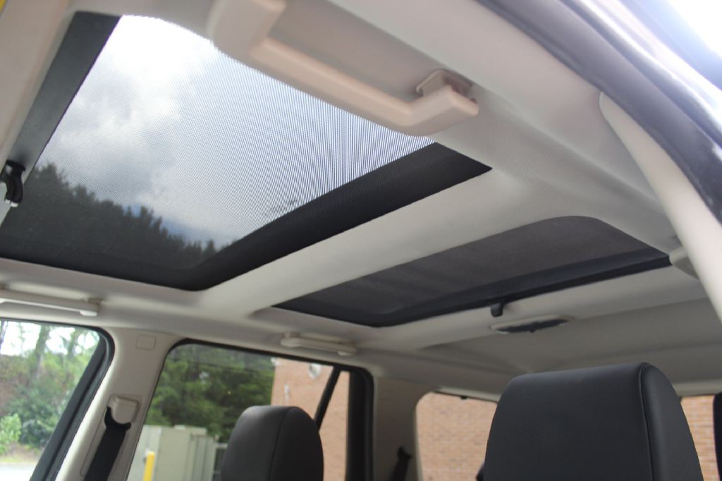 2013 Land Rover LR2 Image 22