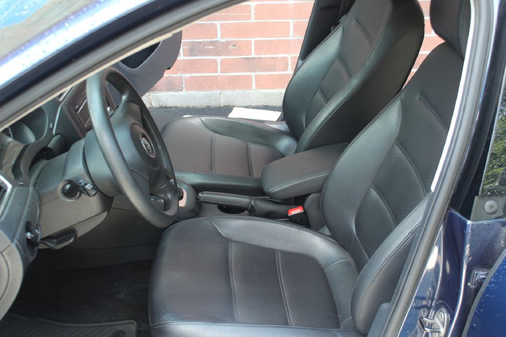 2014 Volkswagen Jetta Image 10
