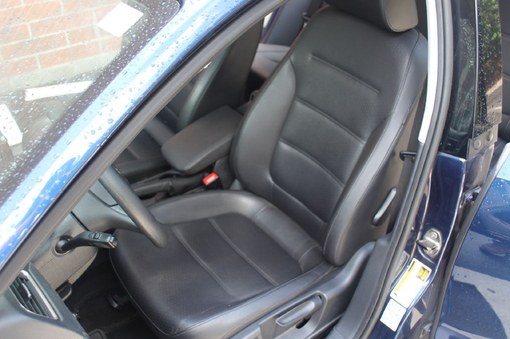 2014 Volkswagen Jetta Image 11