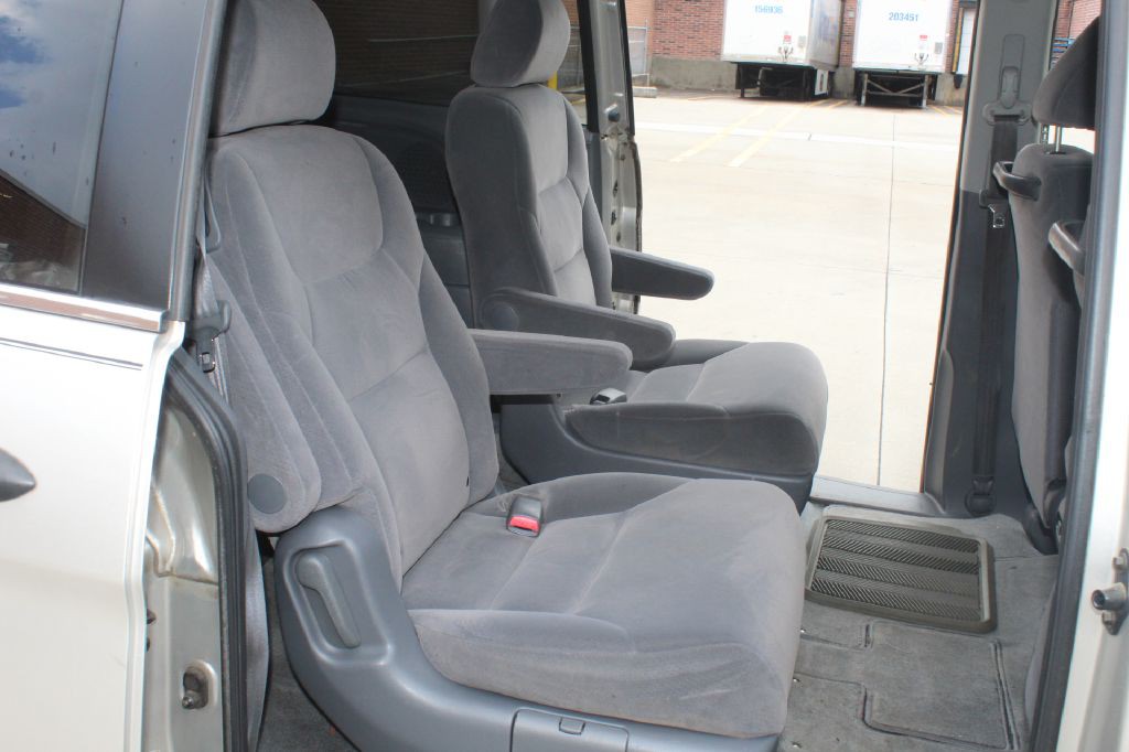 2006 Honda Odyssey Image 8