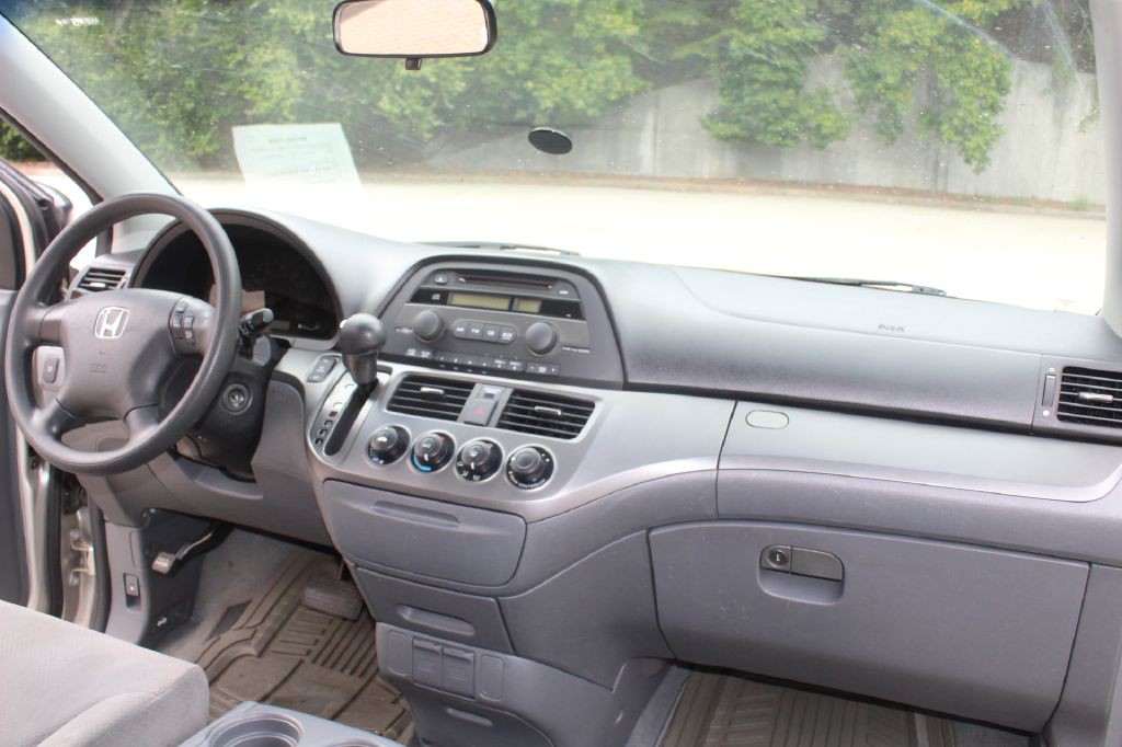 2006 Honda Odyssey Image 14