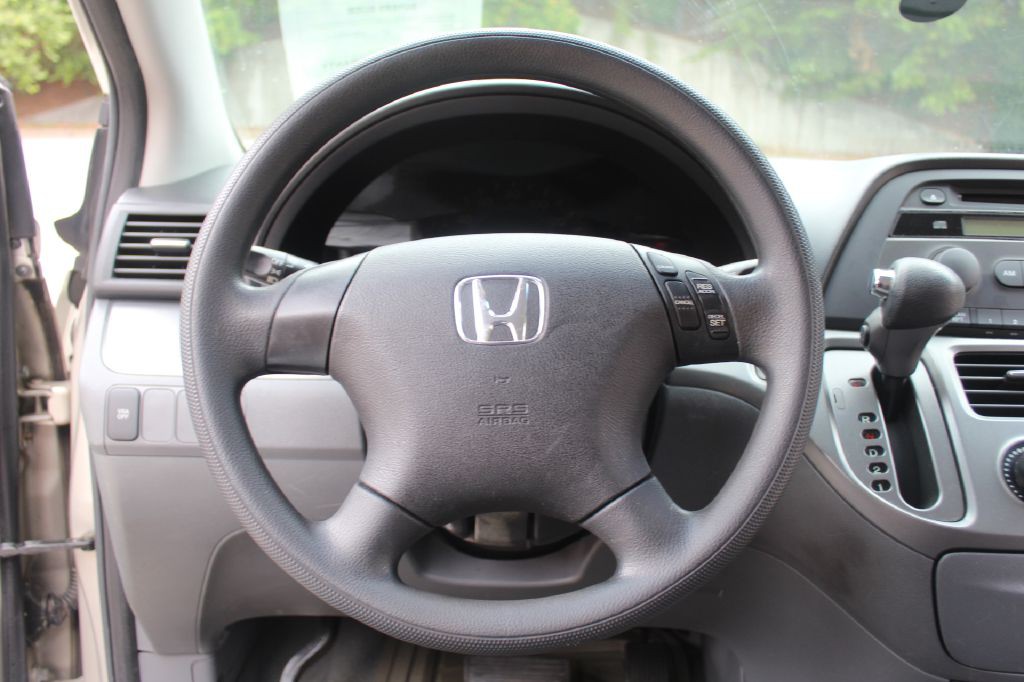 2006 Honda Odyssey Image 17