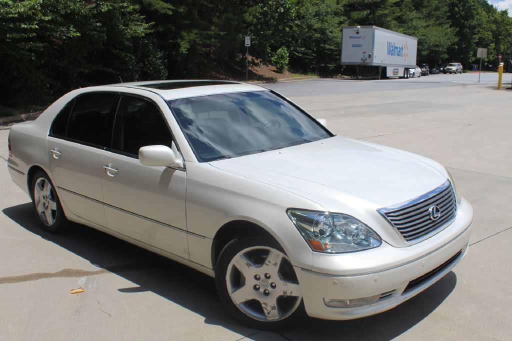 2005 Lexus LS Image 6