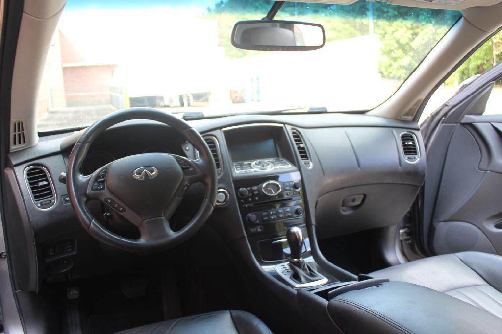 2008 INFINITI EX35 Image 15