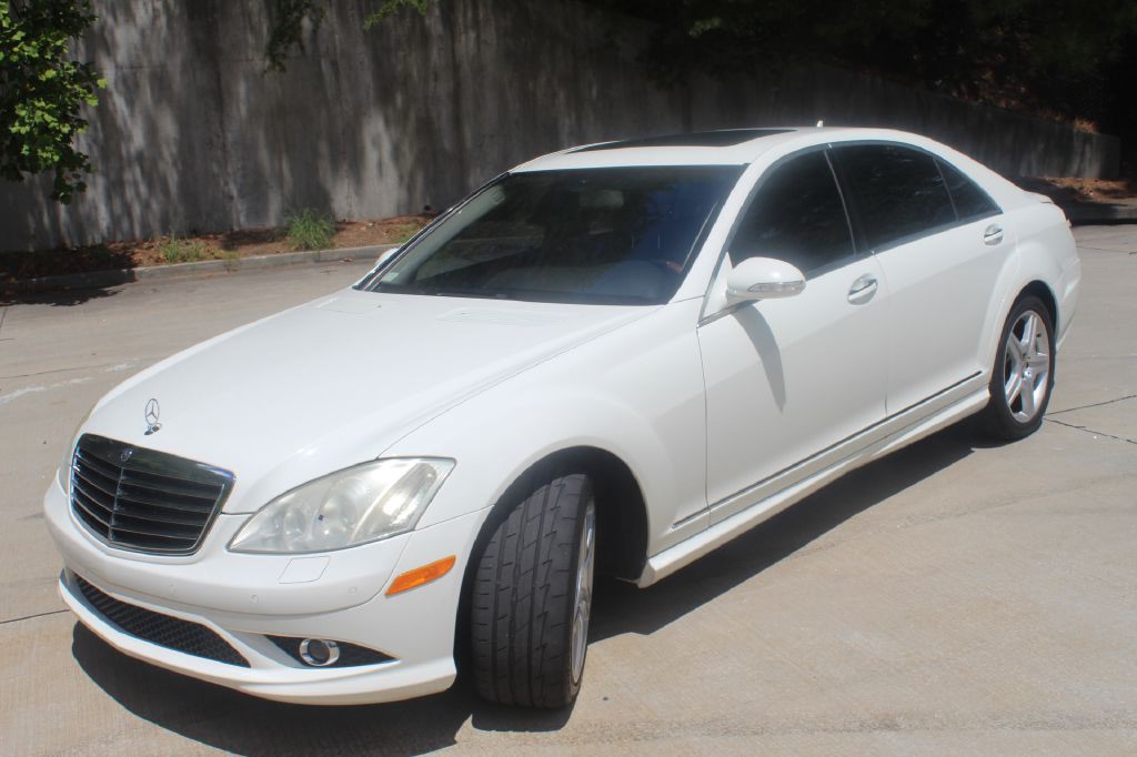 2009 Mercedes-Benz S-Class Image 2
