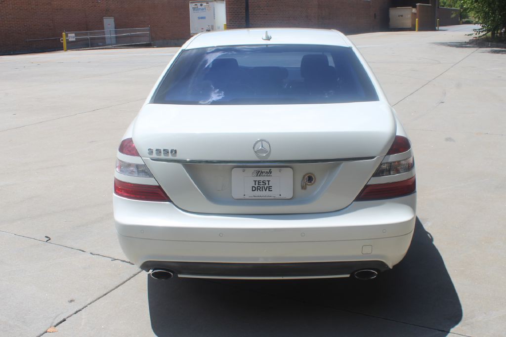 2009 Mercedes-Benz S-Class Image 4