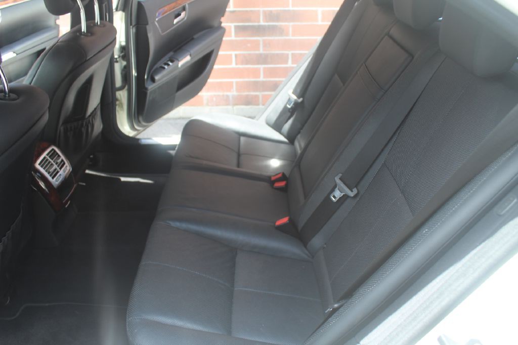 2009 Mercedes-Benz S-Class Image 9