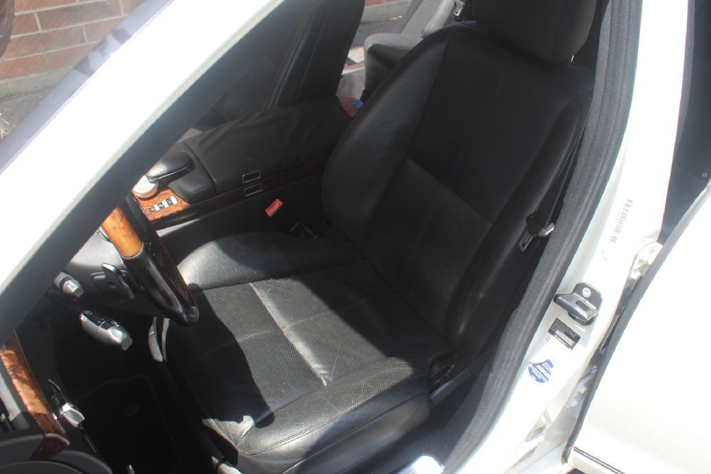 2009 Mercedes-Benz S-Class Image 11