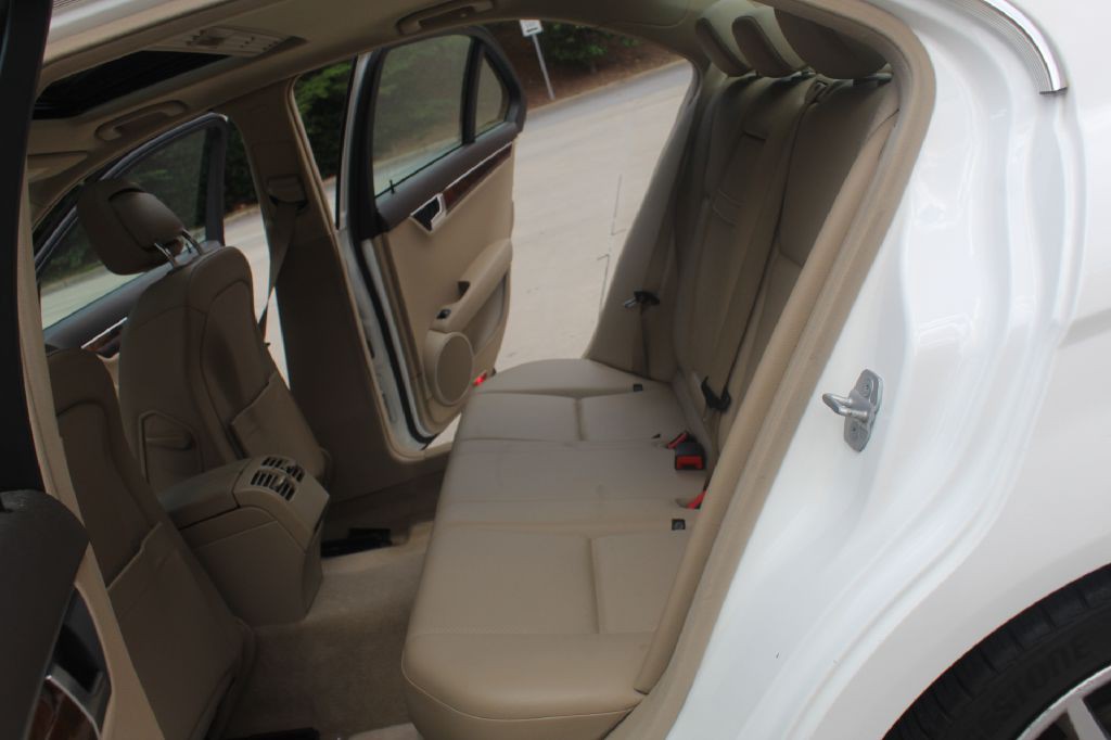 2014 Mercedes-Benz C-Class Image 9