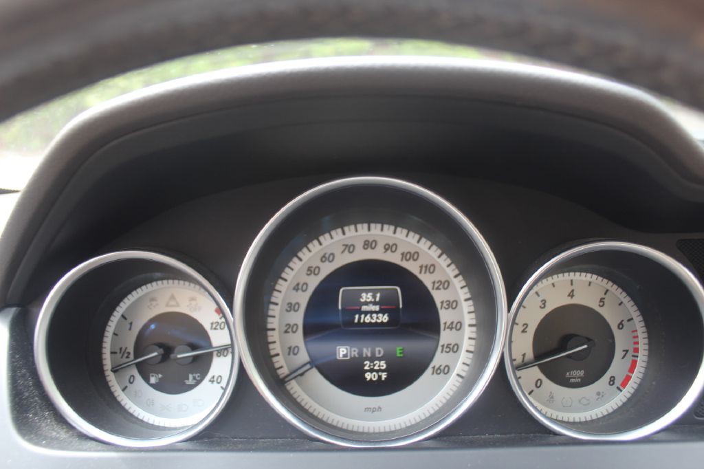 2014 Mercedes-Benz C-Class Image 22