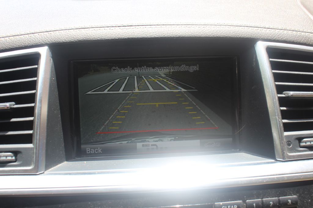 2013 Mercedes-Benz GL-Class Image 24
