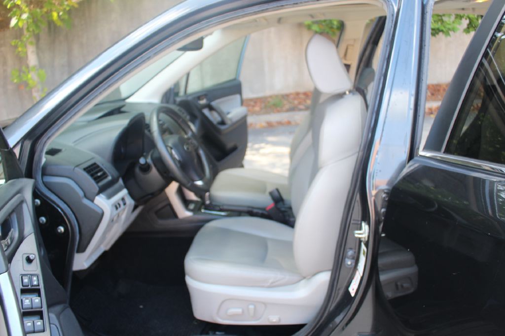 2015 Subaru Forester Image 10