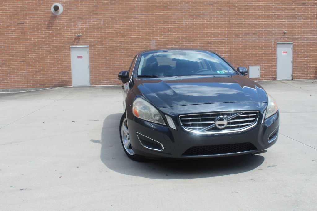 2013 Volvo S60 Image 1