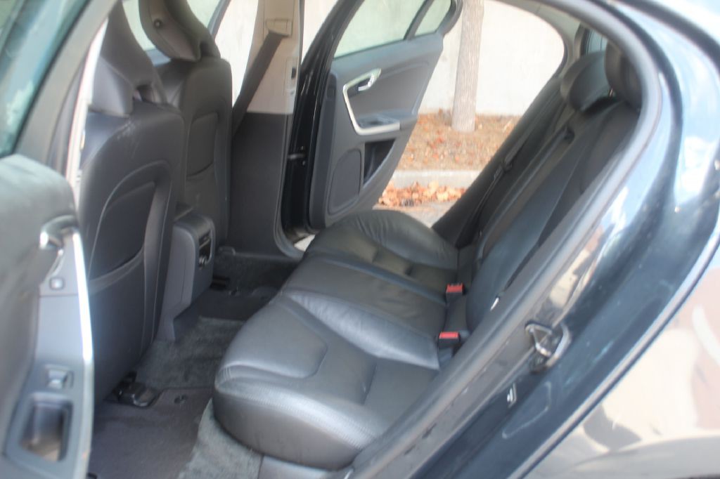 2013 Volvo S60 Image 9