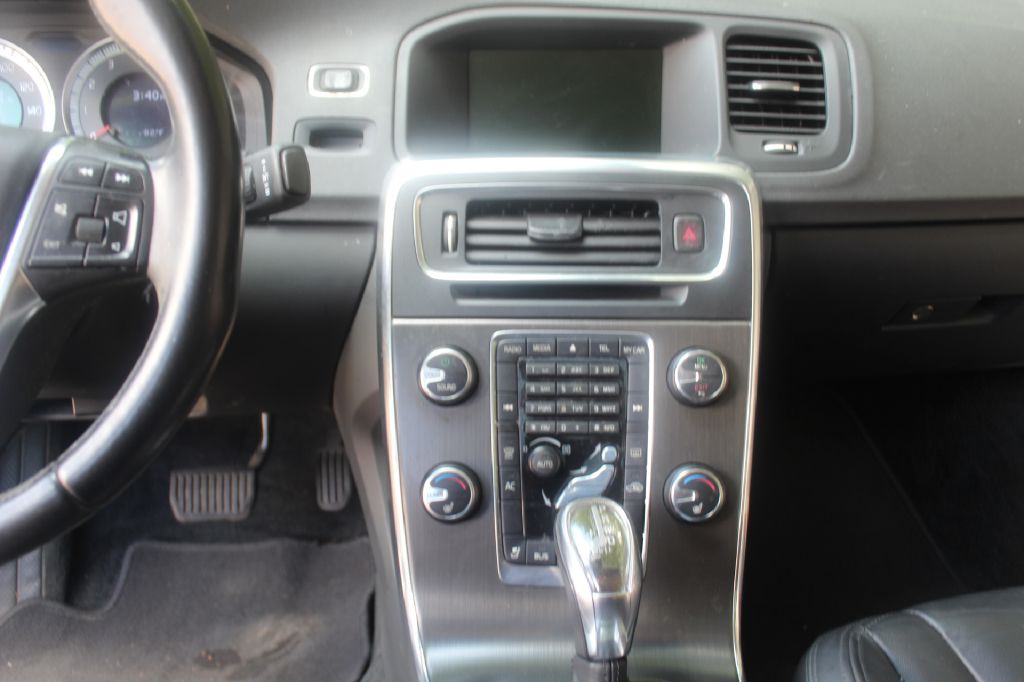 2013 Volvo S60 Image 17