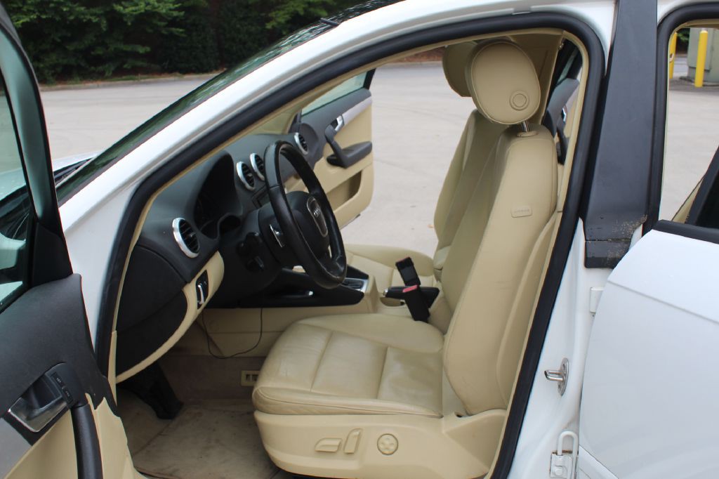 2010 Audi A3 Image 10