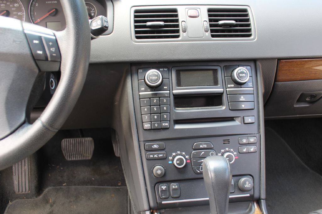 2008 Volvo XC90 Image 18