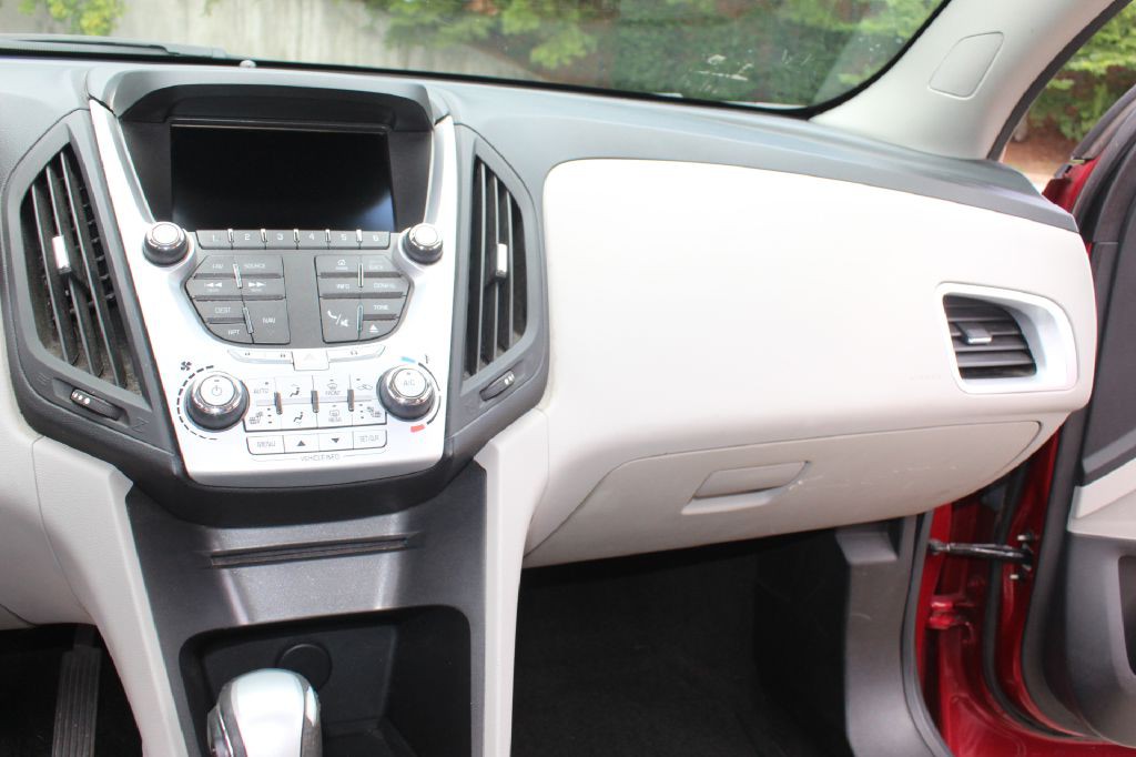 2013 Chevrolet Equinox Image 16