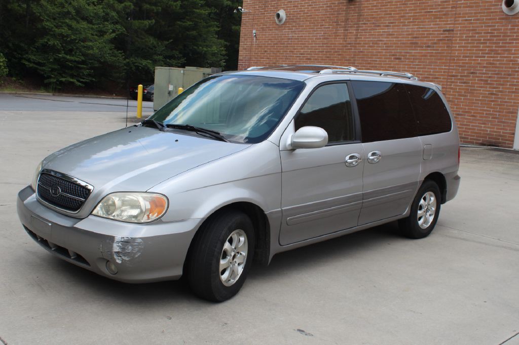 2004 Kia Sedona Image 2