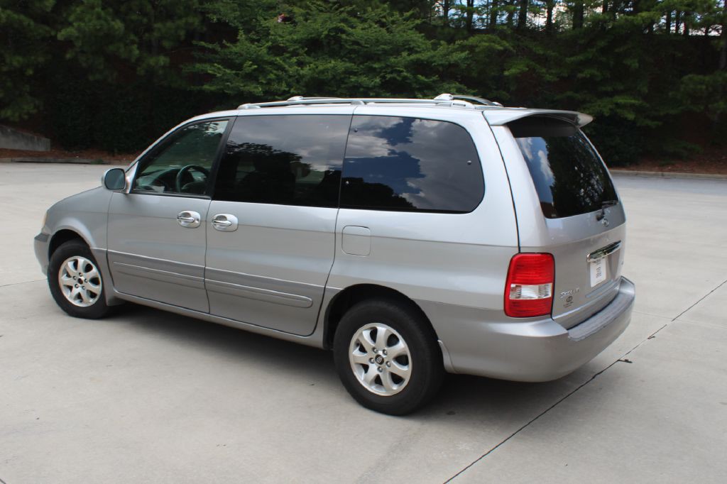 2004 Kia Sedona Image 3