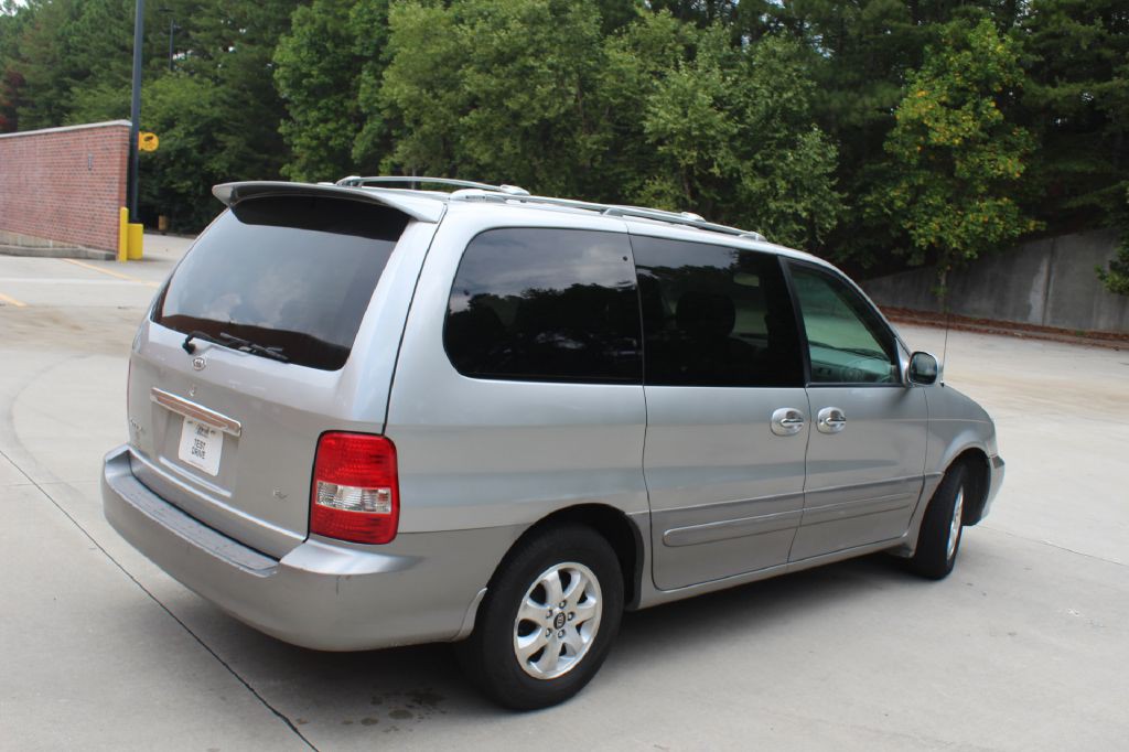 2004 Kia Sedona Image 5