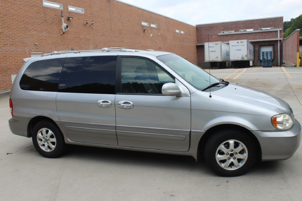 2004 Kia Sedona Image 6