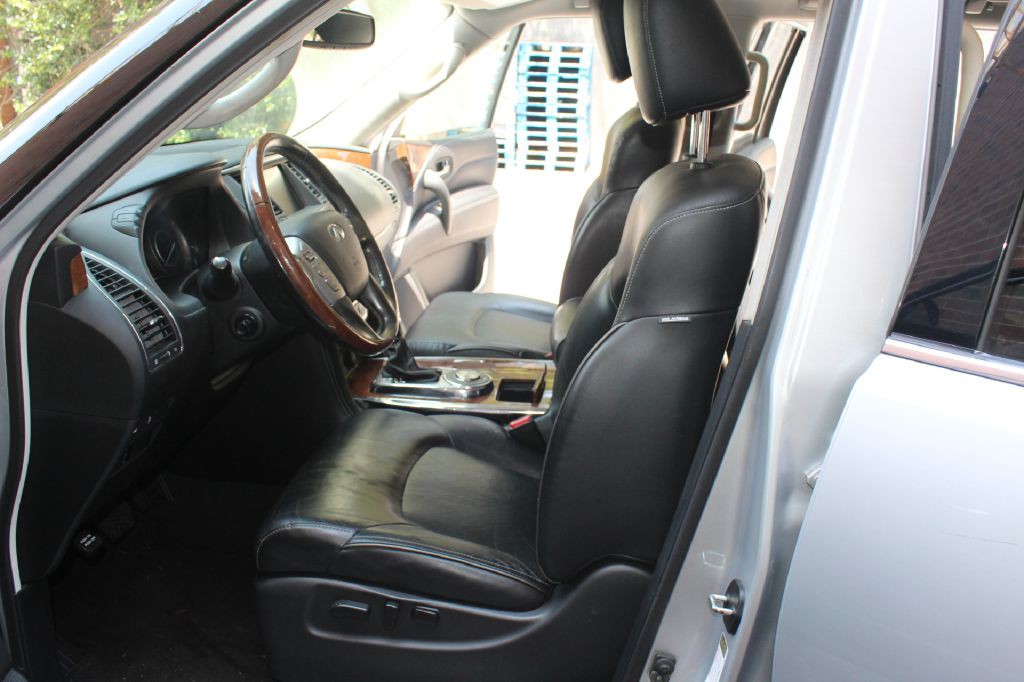 2018 INFINITI QX80 Image 10