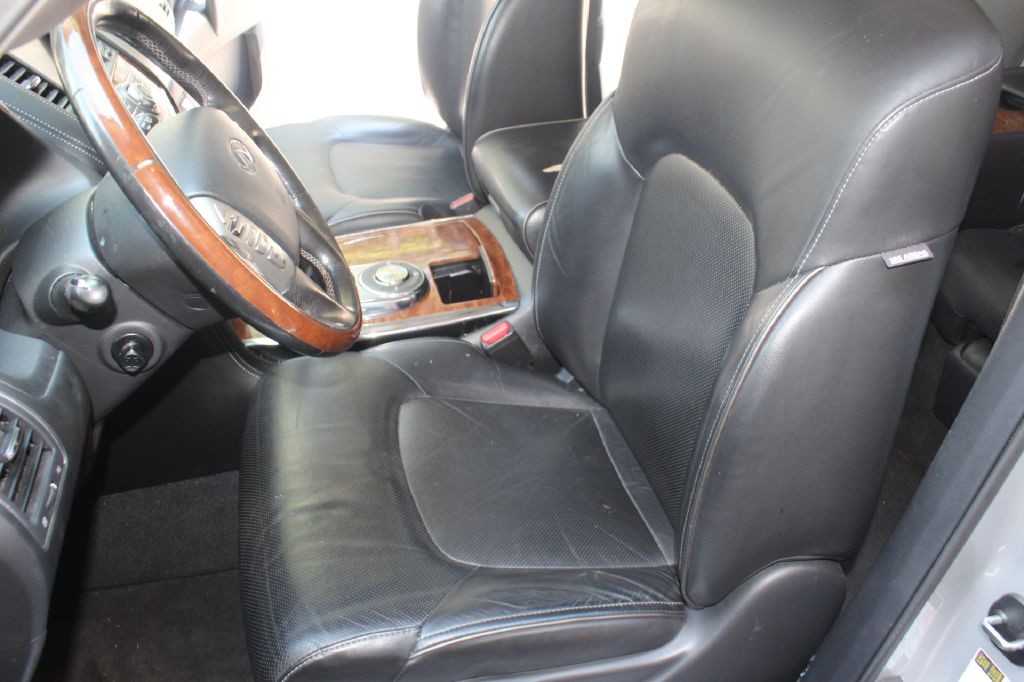 2018 INFINITI QX80 Image 11