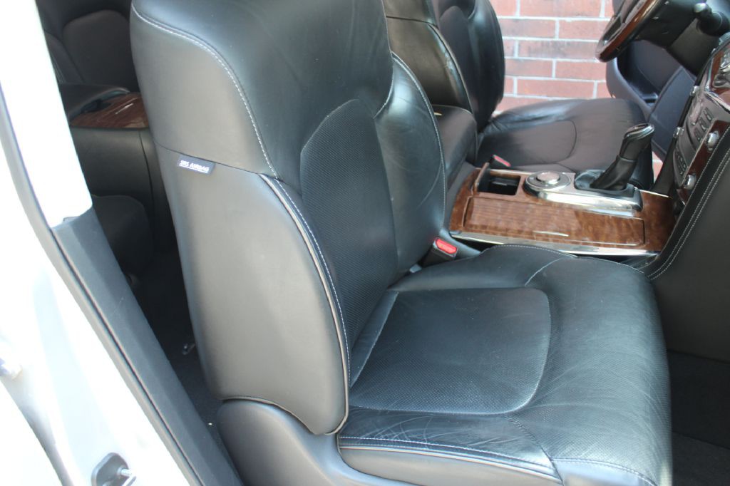 2018 INFINITI QX80 Image 12