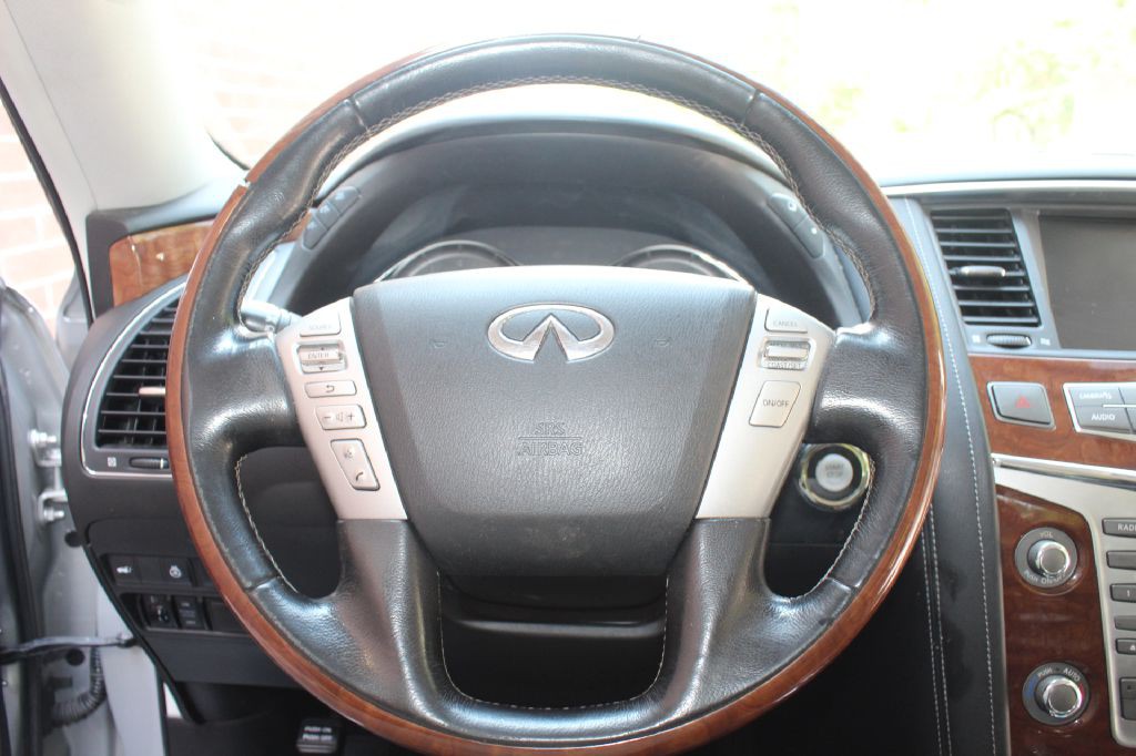 2018 INFINITI QX80 Image 19