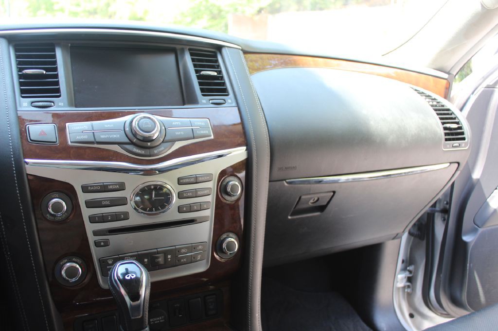 2018 INFINITI QX80 Image 21