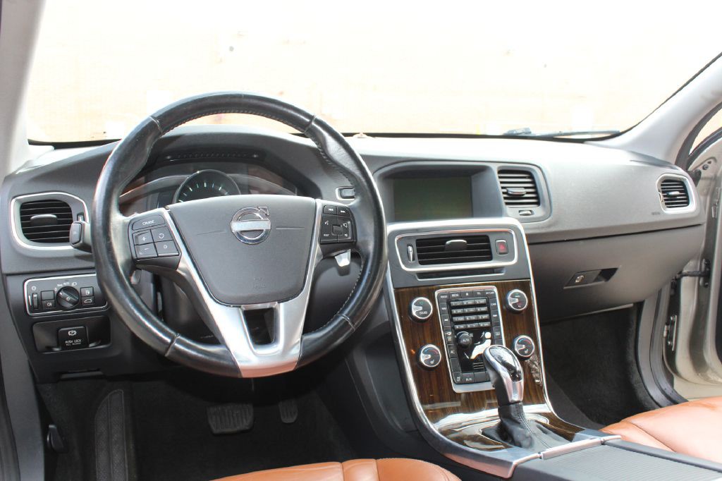 2014 Volvo S60 Image 16