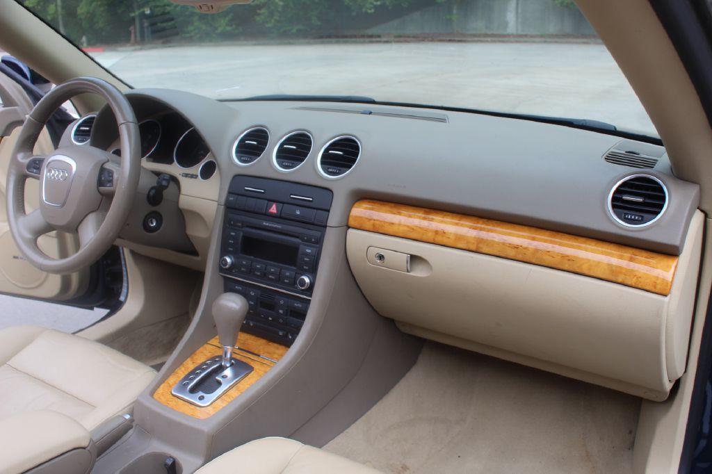 2009 Audi A4 Image 12