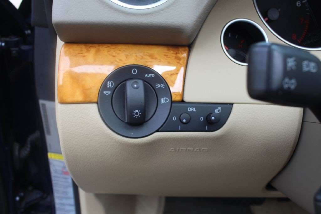 2009 Audi A4 Image 17