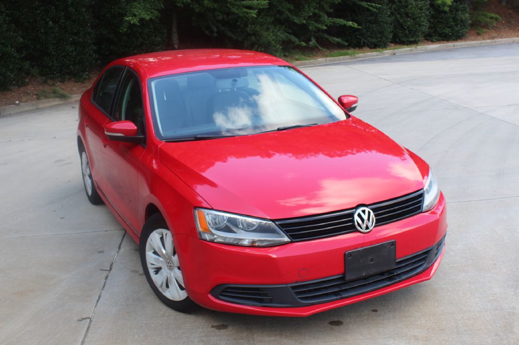 2011 Volkswagen Jetta Image 1
