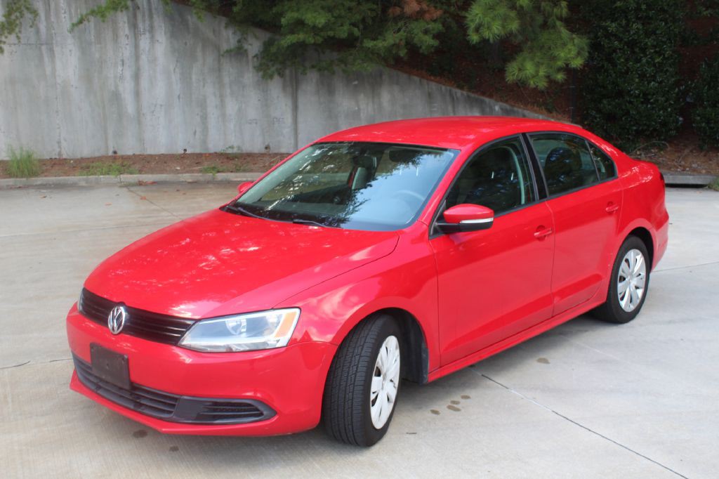 2011 Volkswagen Jetta Image 2