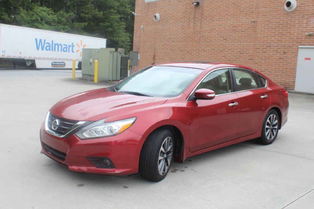 2016 Nissan Altima Image 2