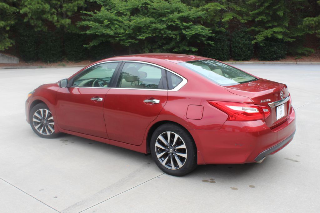 2016 Nissan Altima Image 3