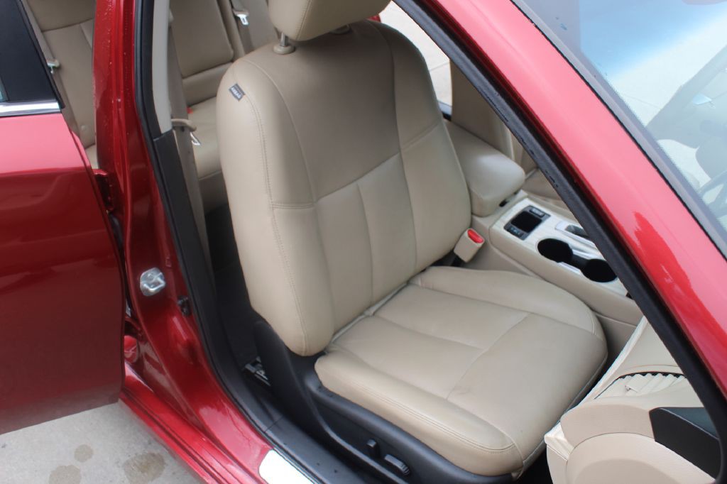 2016 Nissan Altima Image 12