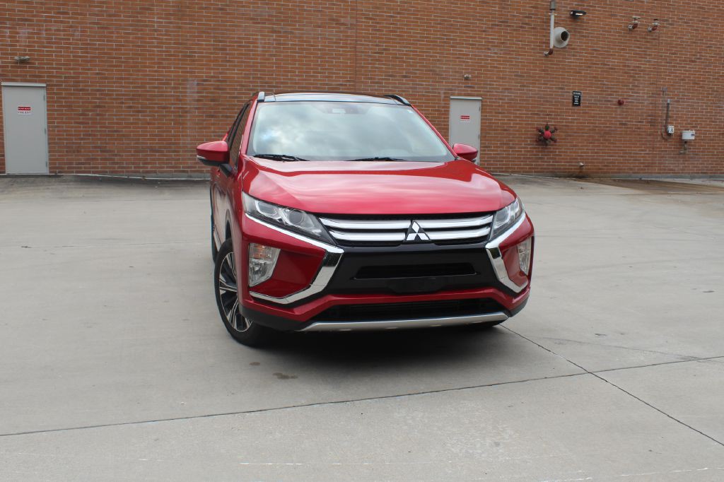 2020 Mitsubishi Eclipse Image 1