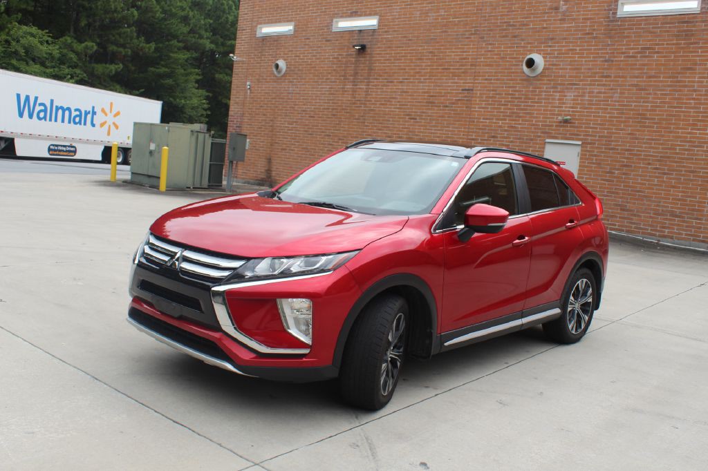 2020 Mitsubishi Eclipse Image 2