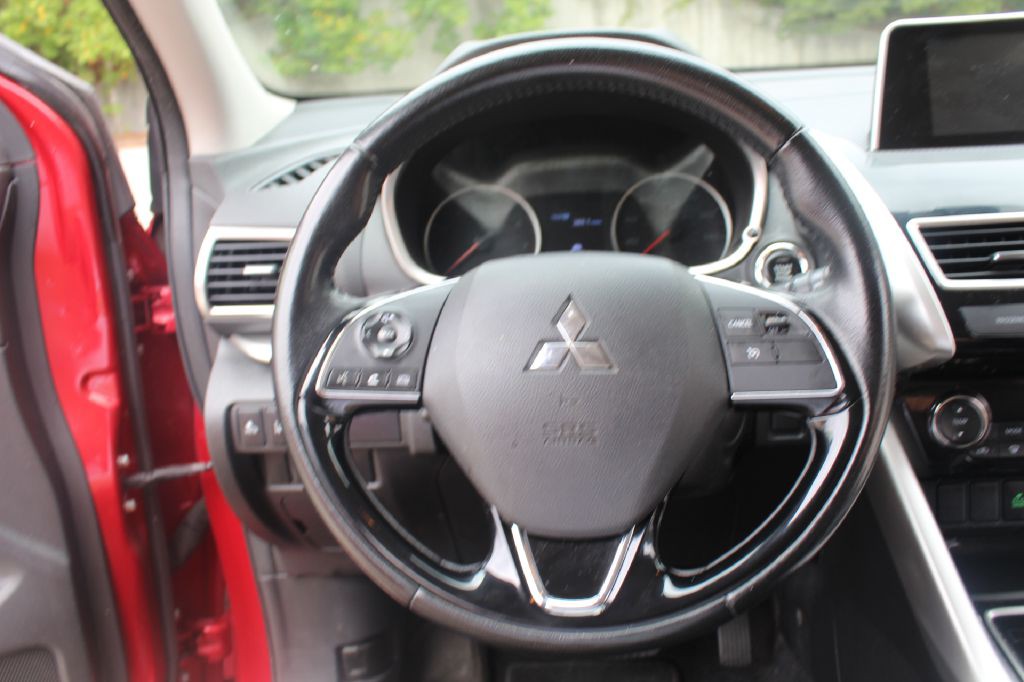 2020 Mitsubishi Eclipse Image 16