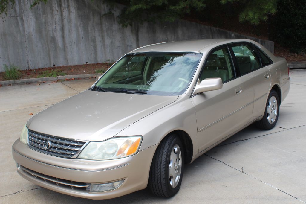 2004 Toyota Avalon Image 2