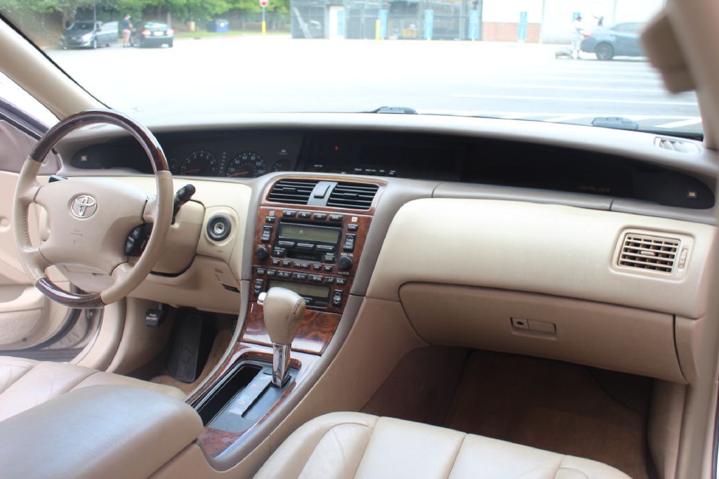 2004 Toyota Avalon Image 13