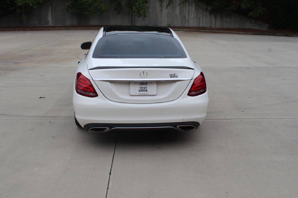 2015 Mercedes-Benz C-Class Image 4
