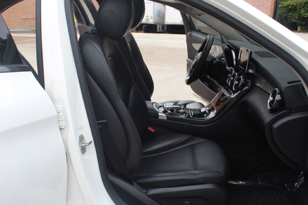 2015 Mercedes-Benz C-Class Image 7