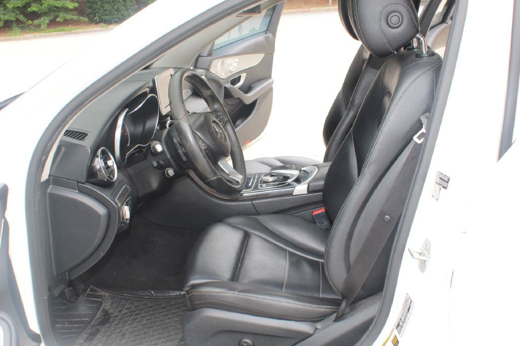 2015 Mercedes-Benz C-Class Image 10