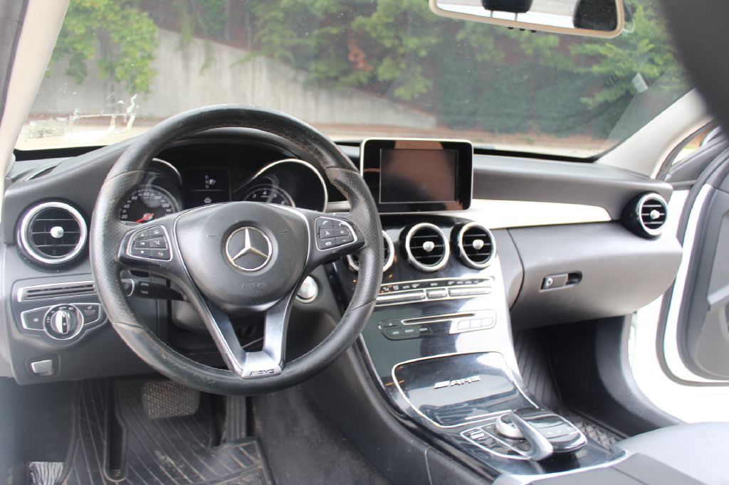 2015 Mercedes-Benz C-Class Image 15