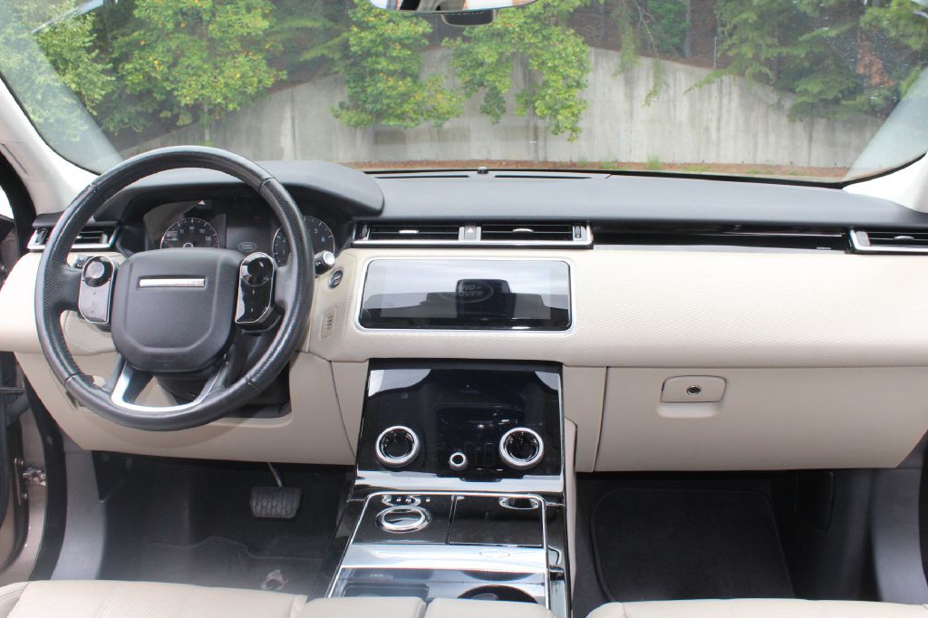 2018 Land Rover Range Rover Image 16